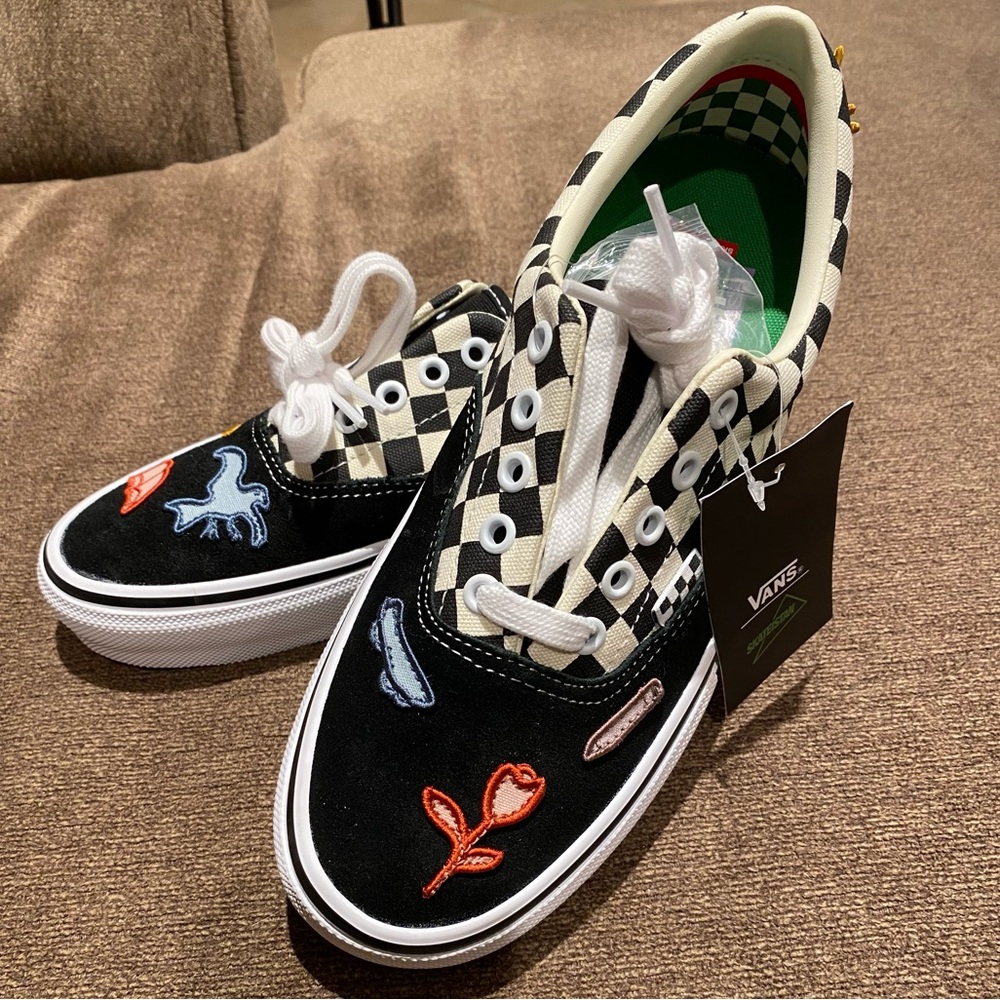 🔥VANS SKATEISTAN SHOE NWT SIZE 8